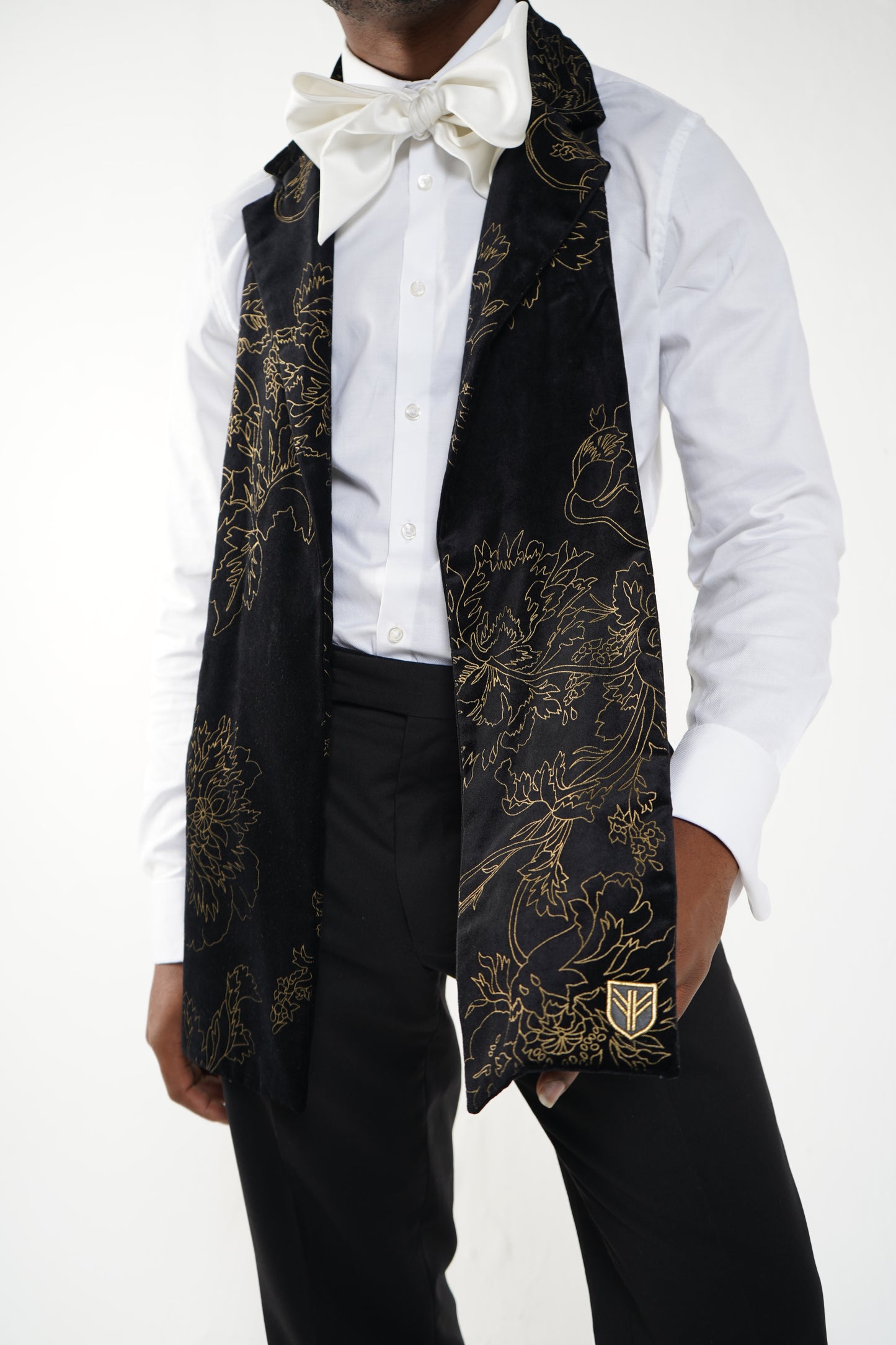 Majestic Scarf - Imperial in Black